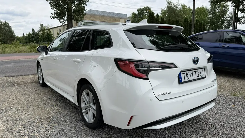 TOYOTA Corolla -