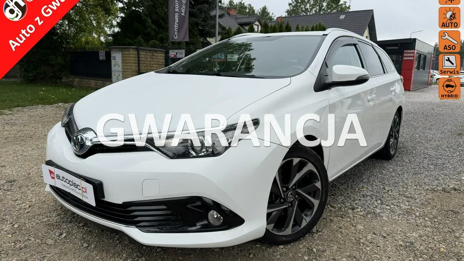 TOYOTA Auris -