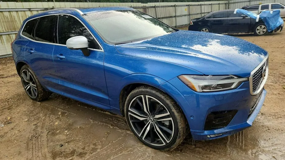 VOLVO XC60 -