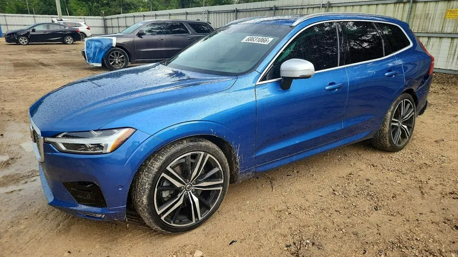 VOLVO XC60 -