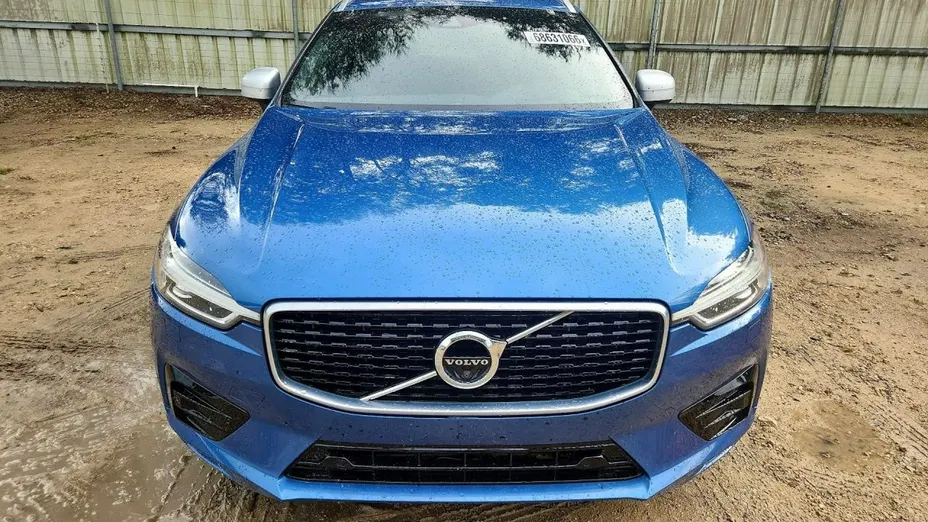 VOLVO XC60 -