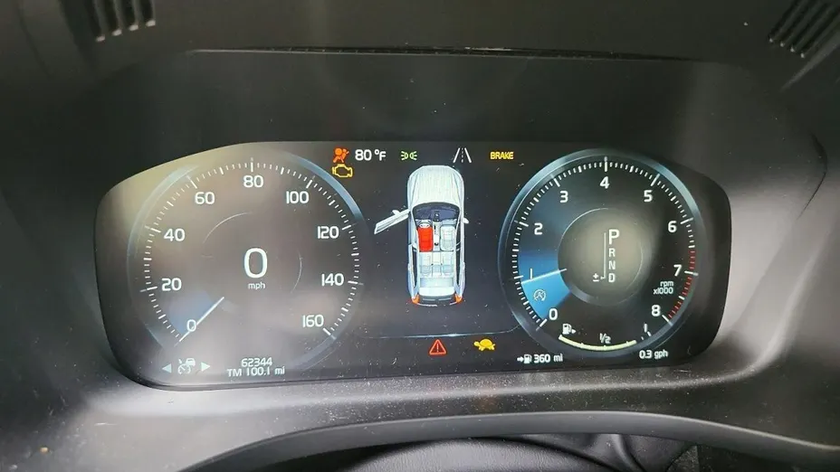 VOLVO XC60 -