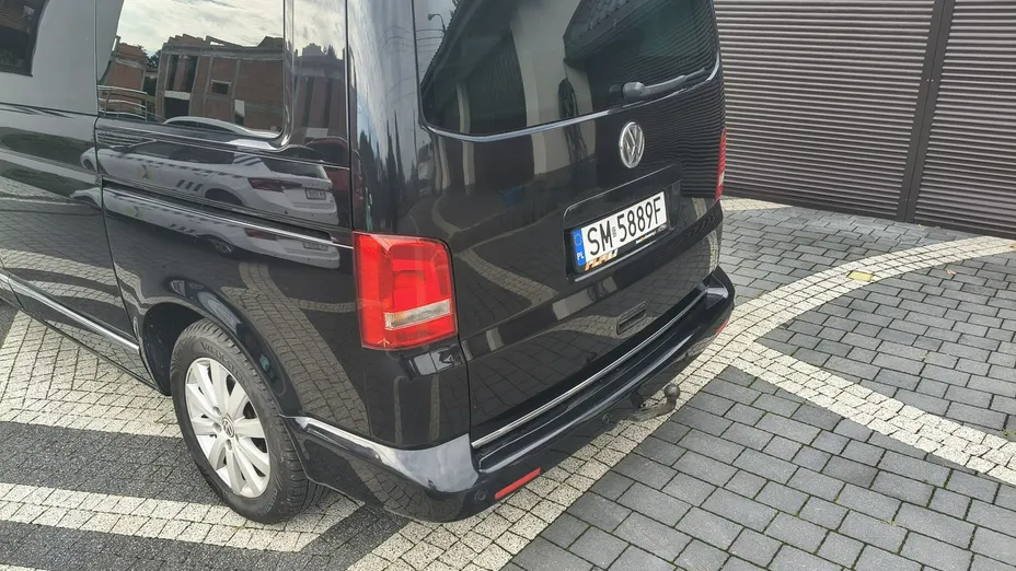 VOLKSWAGEN Multivan -