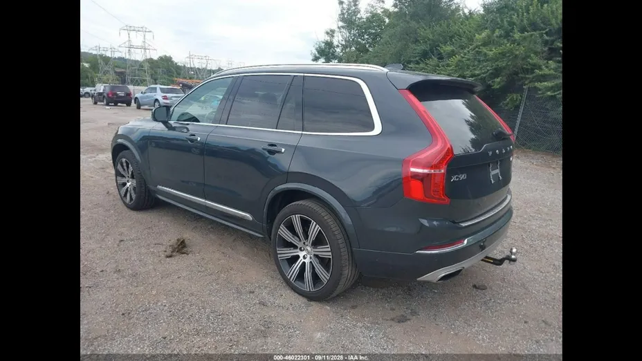 VOLVO XC90 -