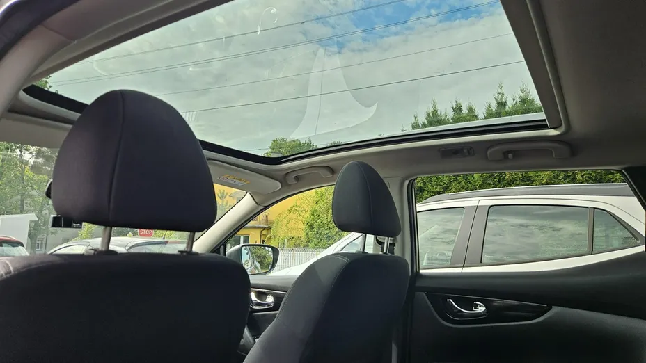 NISSAN Qashqai -
