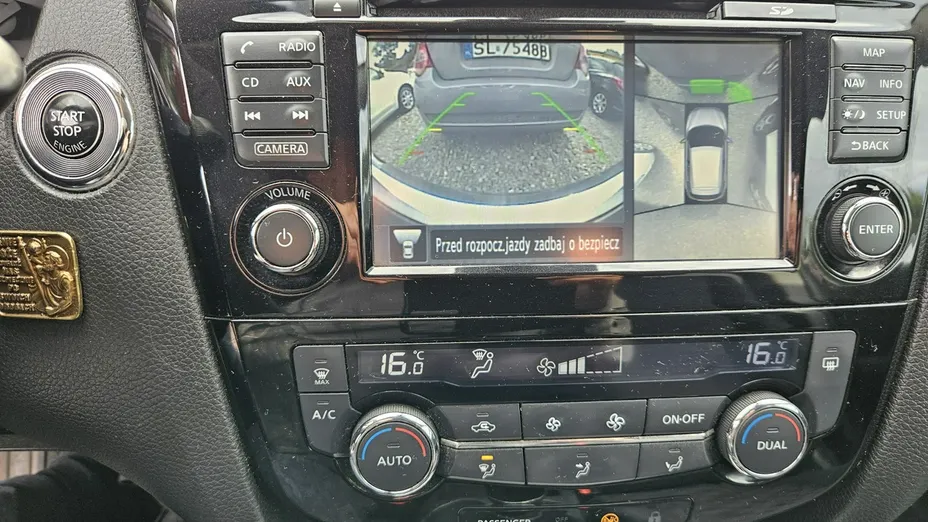 NISSAN Qashqai -