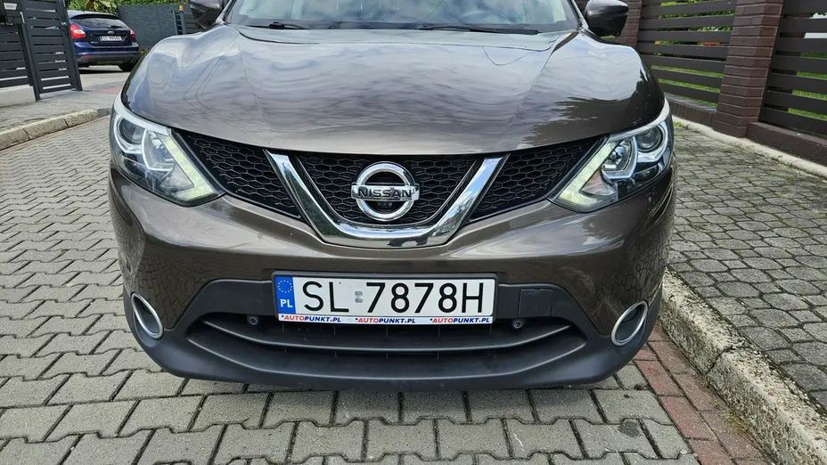 NISSAN Qashqai -