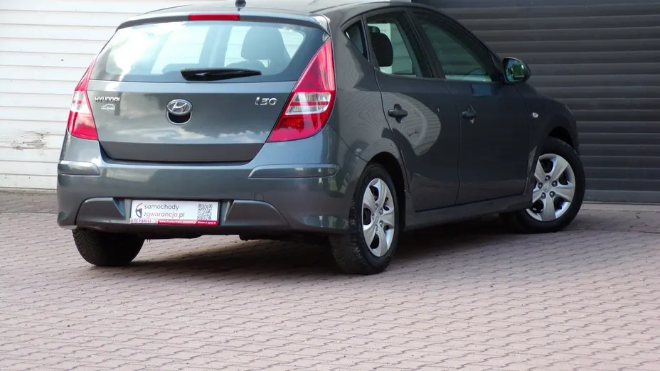 HYUNDAI i30 -