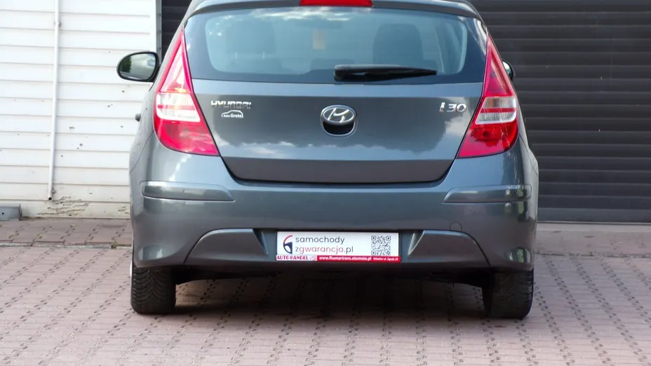 HYUNDAI i30 -