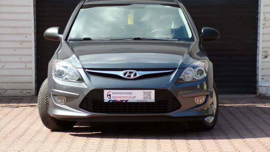 HYUNDAI i30 -