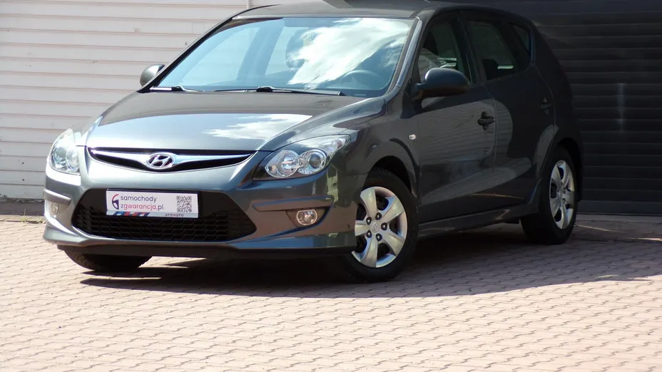 HYUNDAI i30 -