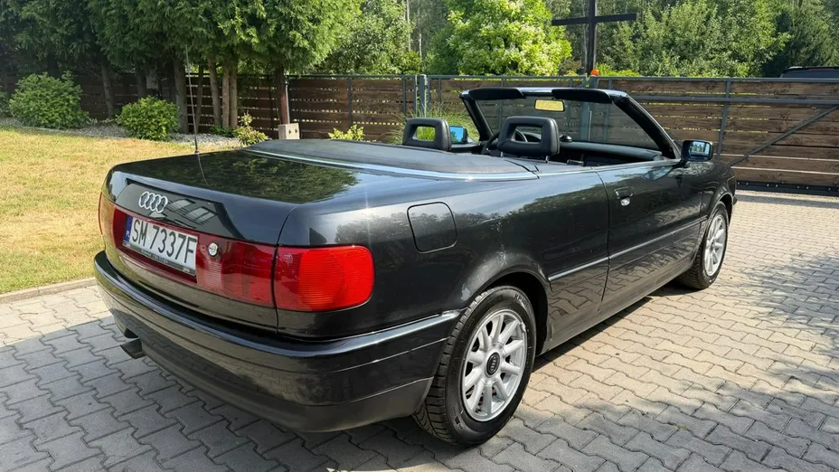 AUDI 80 -