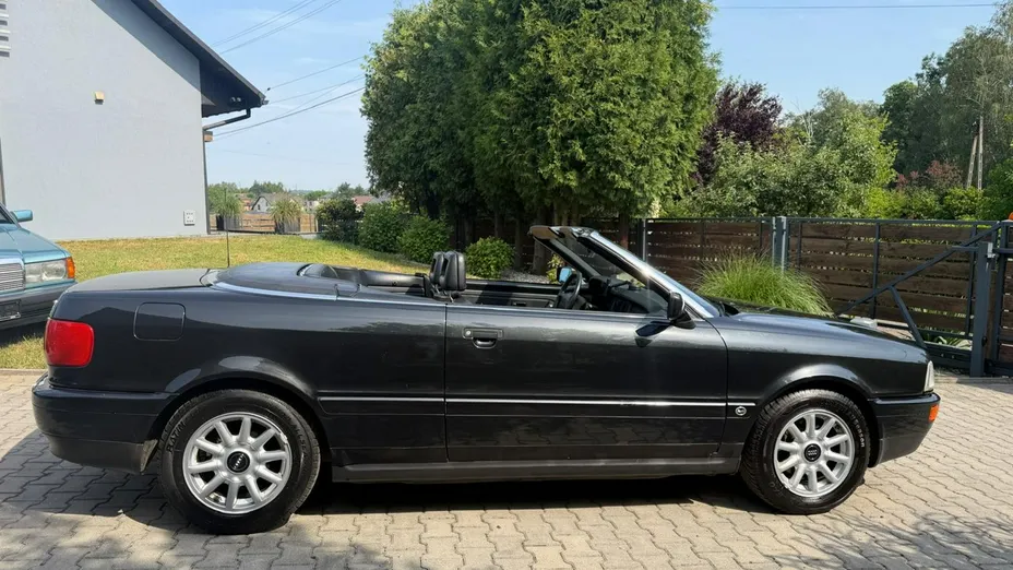 AUDI 80 -