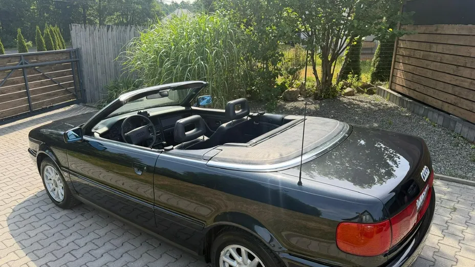 AUDI 80 -