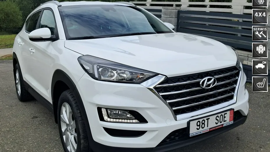 HYUNDAI Tucson -