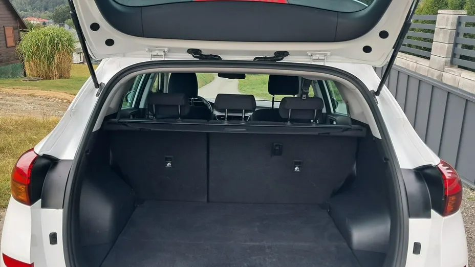 HYUNDAI Tucson -