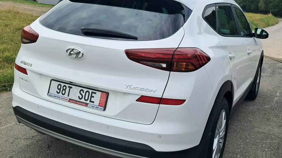 HYUNDAI Tucson -
