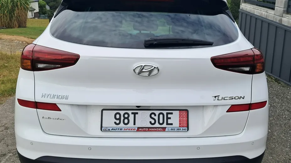 HYUNDAI Tucson -