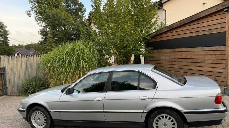BMW Seria 7 -