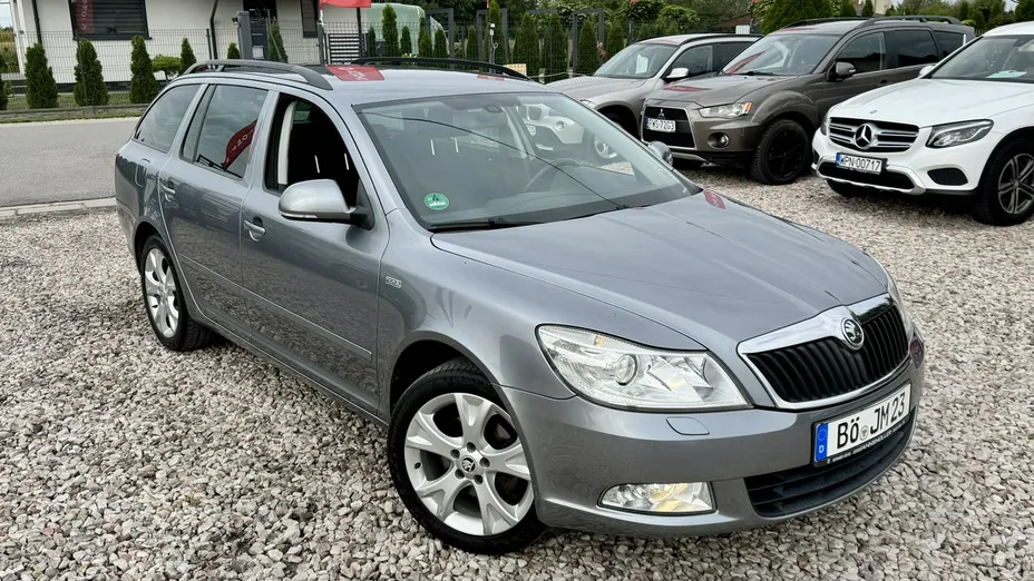 SKODA Octavia -