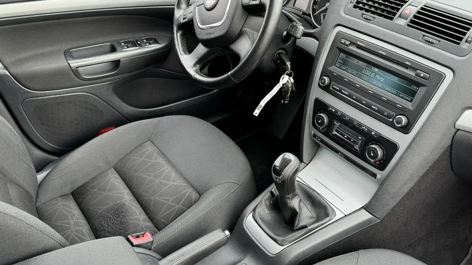 SKODA Octavia -