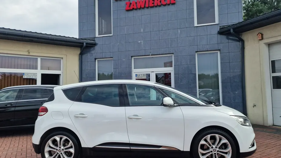 RENAULT Scenic -