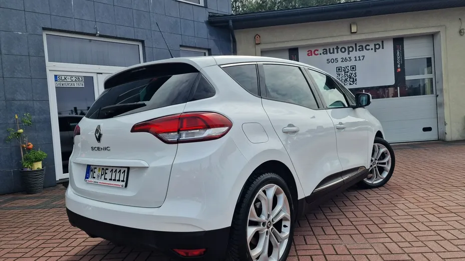 RENAULT Scenic -