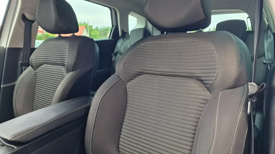 RENAULT Scenic -