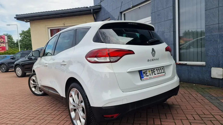 RENAULT Scenic -