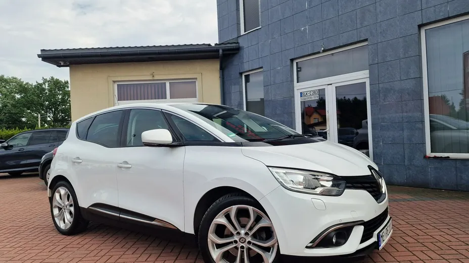 RENAULT Scenic -