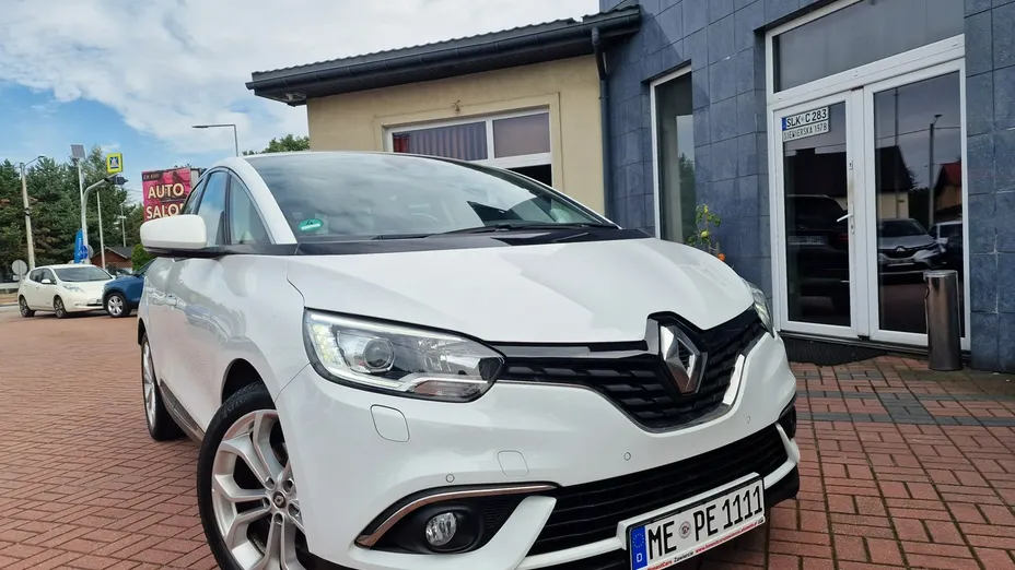 RENAULT Scenic -