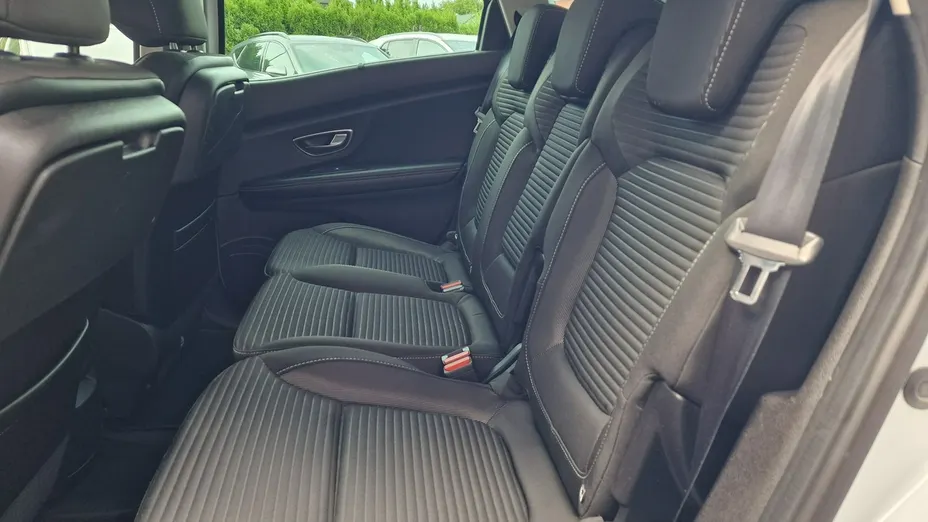 RENAULT Scenic -