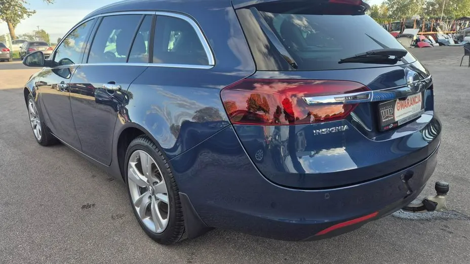 OPEL Insignia -