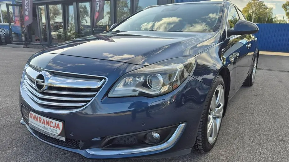 OPEL Insignia -
