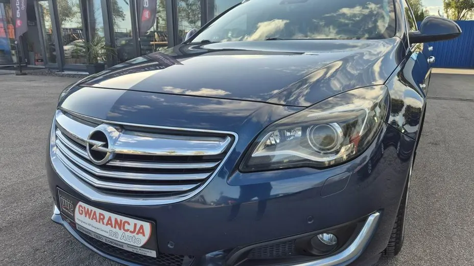 OPEL Insignia -