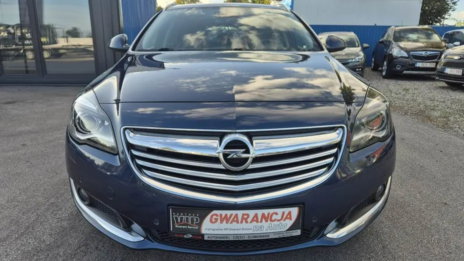 OPEL Insignia -