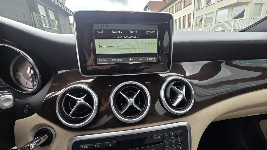 MERCEDES-BENZ Klasa G -