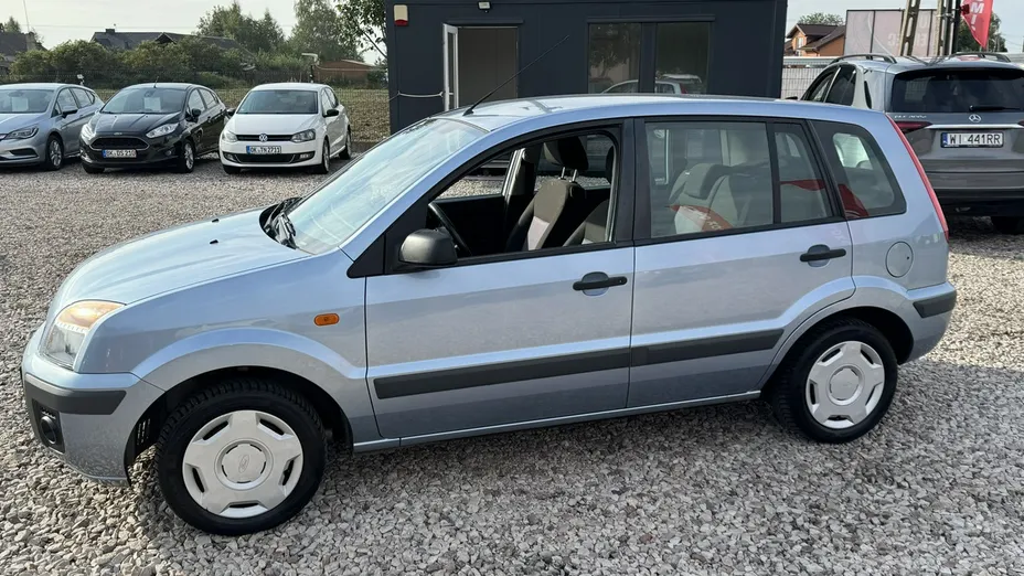 FORD Fusion -