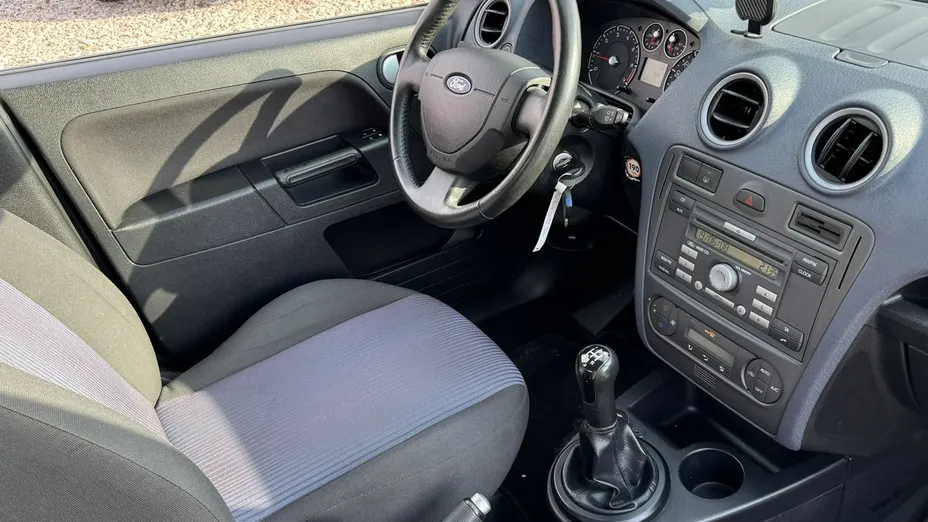 FORD Fusion -