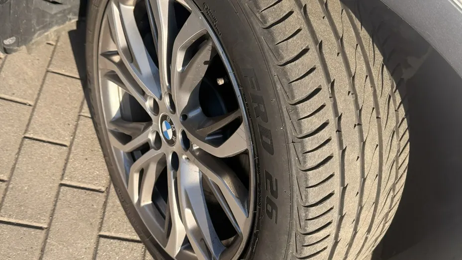 BMW X1 -