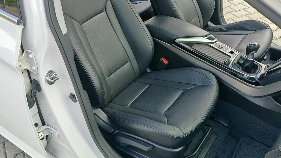 HYUNDAI i40 -