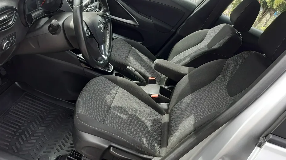 OPEL Crossland X -