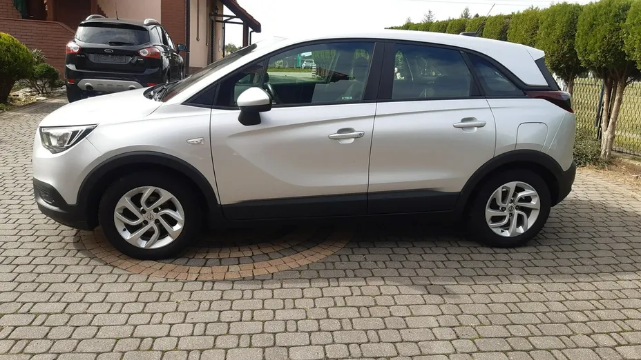 OPEL Crossland X -