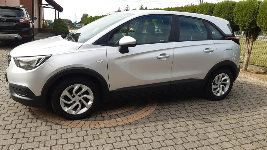 OPEL Crossland X -