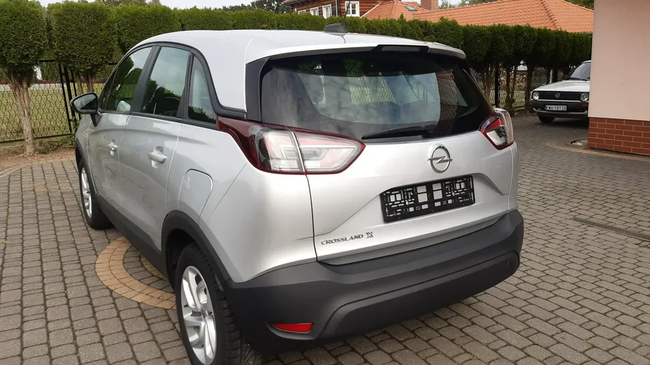 OPEL Crossland X -
