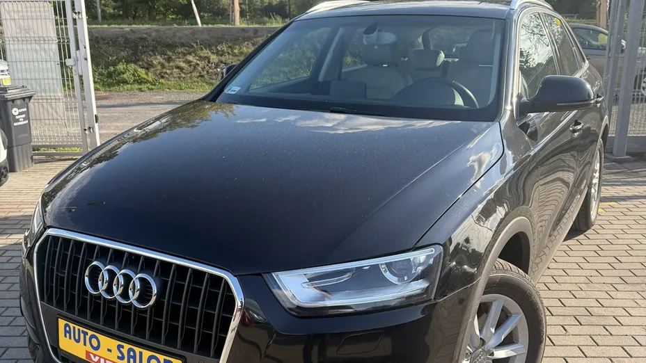 AUDI Q3 -