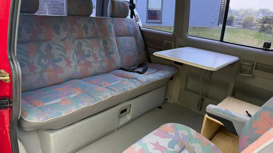 VOLKSWAGEN Multivan -