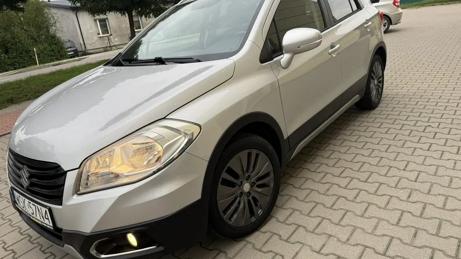 SUZUKI S-Cross -