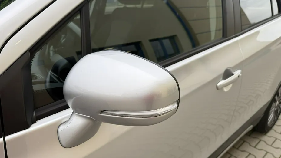 SUZUKI S-Cross -