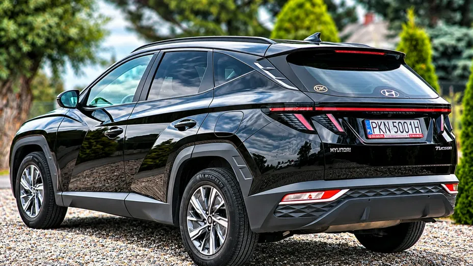 HYUNDAI Tucson -